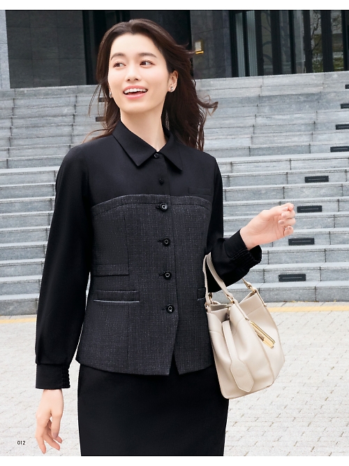 U2557 オーバージャケットのカタログページにジャンプします